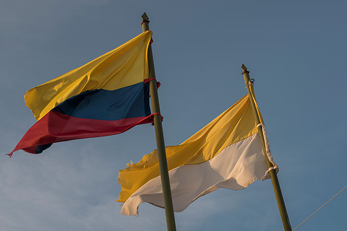Flag og nationalsang 