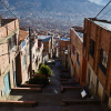 En gade i El Alto, der ligger højt oppe på højsletten med udsigt til La Paz - foto: Juan Gabriel Estellano